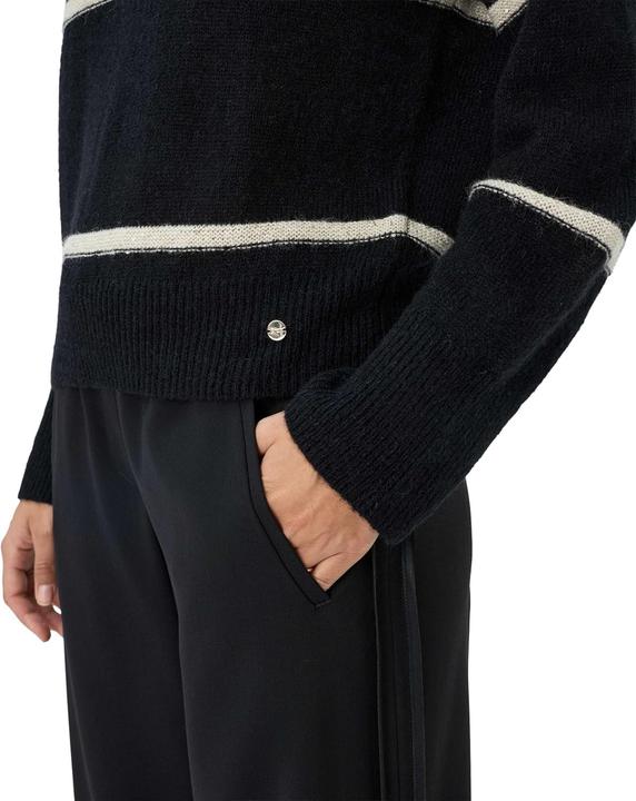 Actual product image BRAX Lightweight Alpaca Paillettes Stripe Pullover (40)