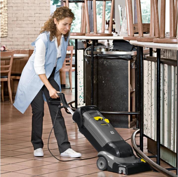 Actual product image Kärcher Professional BR30/4 (Scrubber-dryer)