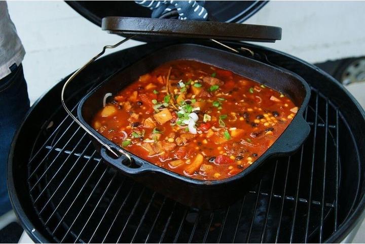 Produktbild Outdoorchef Gusseisentopf