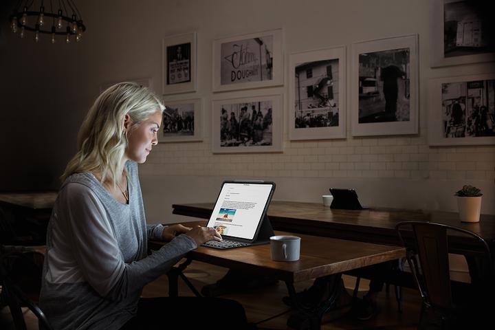 Produktbild Logitech Slim Folio Pro (CH, iPad Pro 12.9 2018 (3. Gen))