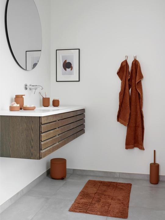 Actual product image Zone Denmark Classic shower towel 70 x 140 cm, terracotta (70 x 140 cm)