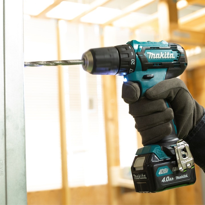 Actual product image Makita DF333DSAE (Rechargeable battery operated)