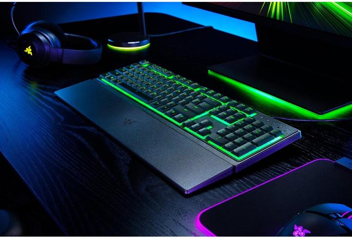 Actual product image Razer for games Ornata V3 X RGB LED lighting, US, with cable, Black, Silent Membrane, Numeric Keypad (USA, Cable)