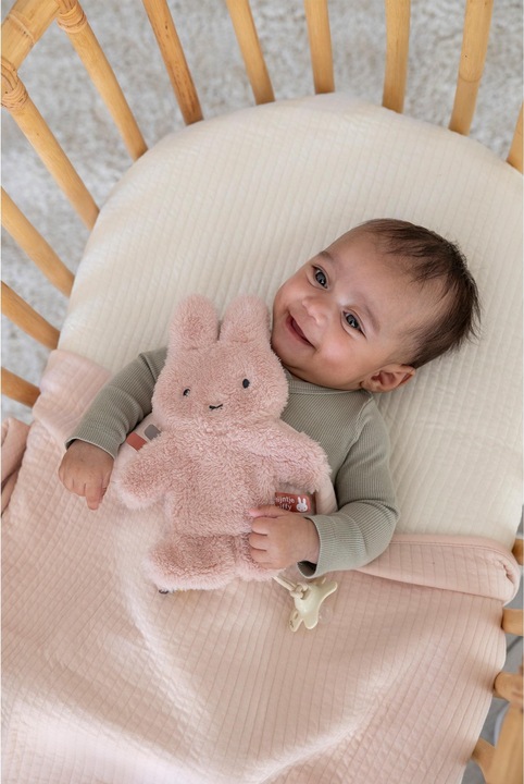 Actual product image Nobrand Miffy Fluffy Schnullertuch Pink