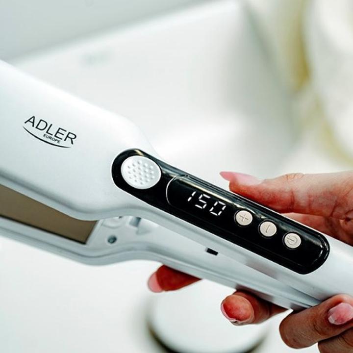 Produktbild Adler Hair Straightener - Wide | AD 2325 | Ceramic heating system | Display LCD | Temperature (min) 150 °C