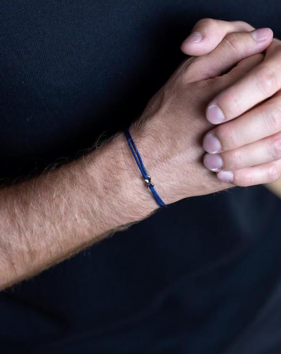 Actual product image Gemini Infinity Blue Silver (Navy blue nylon strap, Titanium)