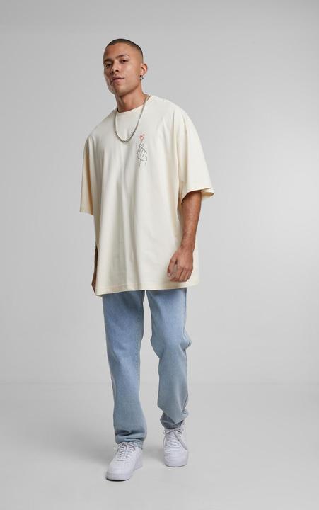 Produktbild Merchcode K Heart Huge Tee - 116837 (M)