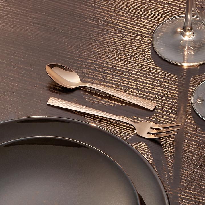 Immagine prodotto Amefa Set di posate 24 pezzi martellate PVD rosé 3319 Felicity (24 Pezzo/i, Set di posate)