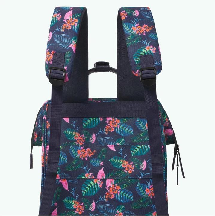 Actual product image Cabaïa Adventurer All Over Backpack (18 l)