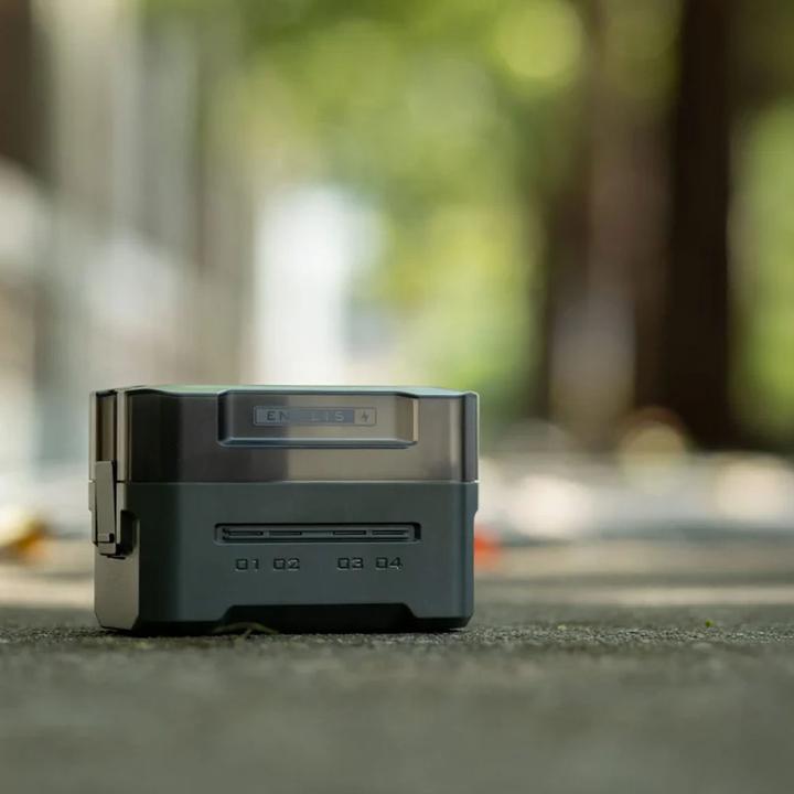 Actual product image Tilta Portable Charging Station for EN-EL15C (Camera battery charger)