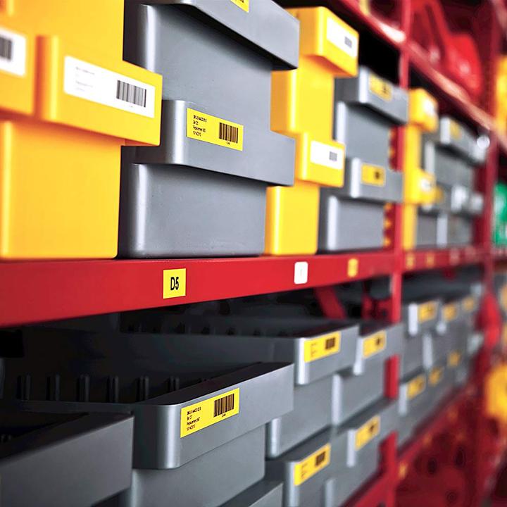 Produktbild Dymo S0720980 Standardband (2.40 cm, Schwarz)