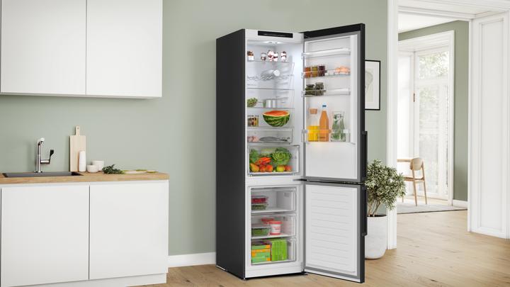 Produktbild Bosch Hausgeräte Series 4, free-standing fridge-freezer with freezer at bottom, 203 x 60 cm, Black stainless steel, M (363 l)