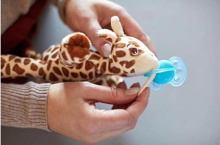 Produktbild Philips Avent Snuggle Giraffe (1 x, ab Geburt)