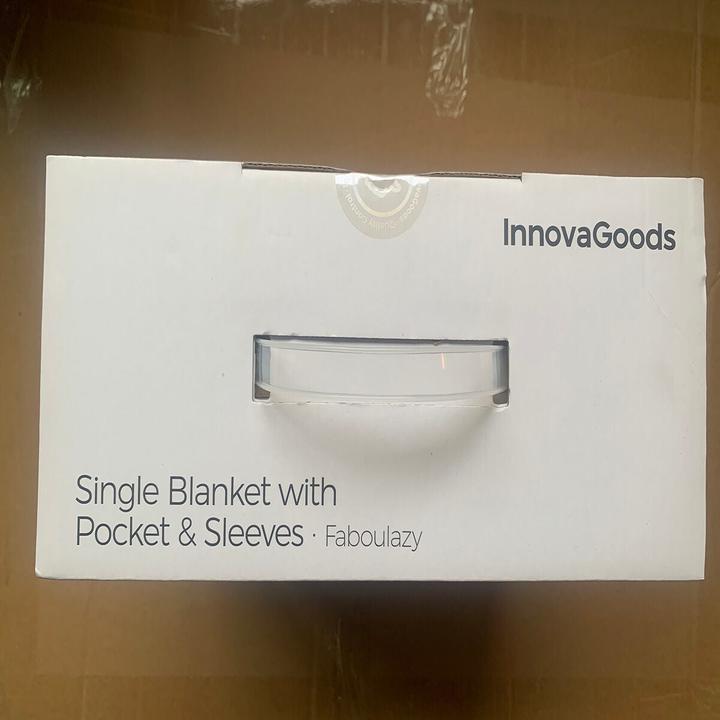 Actual product image InnovaGoods Customised sleeve cover with Faboulazy pocket (130 x 170 cm)