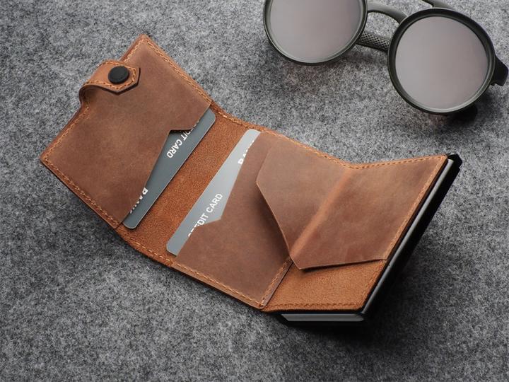 Actual product image Pularys Wallet HIKER credit card holder