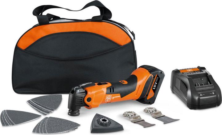 5 feuilles abrasives de chaque, 1 plateau de ponçage non perforé, non perforé (K60, 80, 120), 1 lame de scie SLP E-Cut LL BIM 50x50, Multimaster sans fil AMM 500 PLUS, 1 lame de scie SLP E-Cut LL BIM 50x35