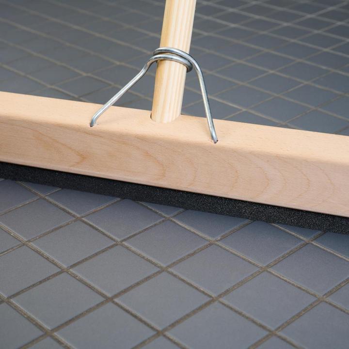 Actual product image Siena Garden Wasserschieber Buchenholz 50 cm