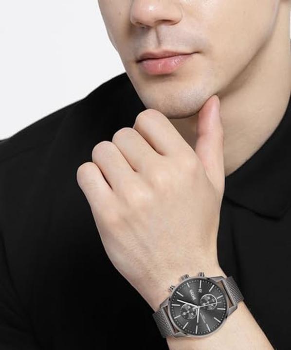 Actual product image BOSS Associate (Chronograph, 42 mm)