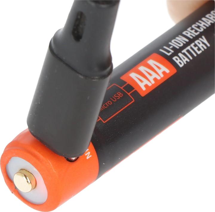 Immagine prodotto AccuCell Rundzelle AAA, Li-ion, 1,5V, mit USB-Ladeanschluss (1 pz., AAA, 550 mAh, Caricabatterie senza batteria)