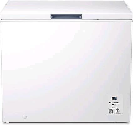 Actual product image Hisense FC321D4AWLE Chest Freezer 248 Litres (Stand-alone, 248 l)