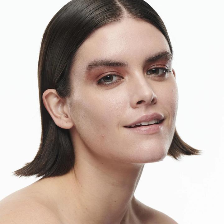 Image du produit MAC Cosmetics M.A.C. Studio Rad Serum Pow Fond de Teint N18 (N° N18)