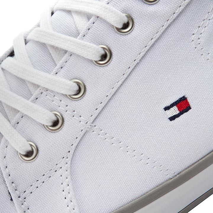 Actual product image Tommy Hilfiger Harlow (42)