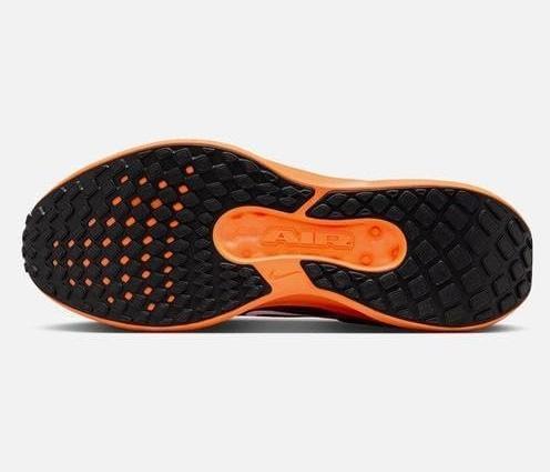 Produktbild Nike Winflo 11 (40)