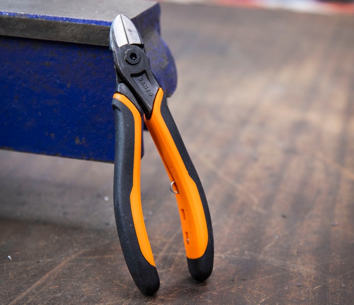 Actual product image Bahco ERGO diagonal cutters with self-opening two-component handle, phosphatised, 140 mm, industrial (140 mm)