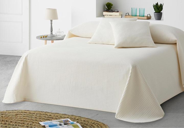 Produktbild Erwin Müller Tagesdecke (270 x 250 cm)