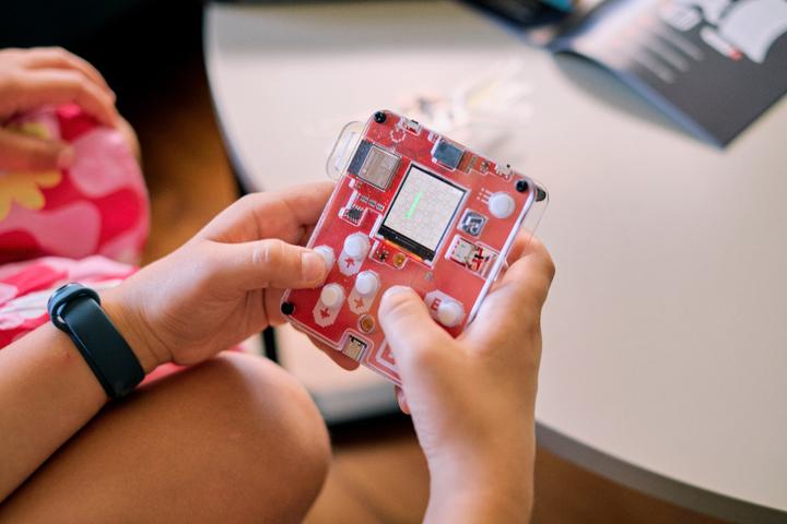 Immagine prodotto CircuitMess BIT - Console - Kit elettronico