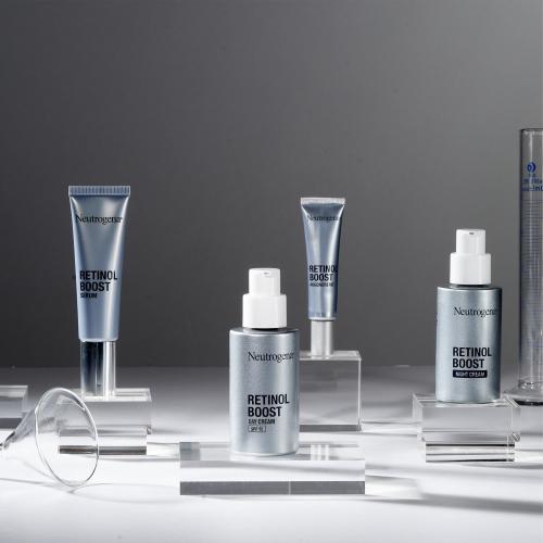 Actual product image Neutrogena Retinol Boost Day Cream (50 ml, Day cream, SPF 15)