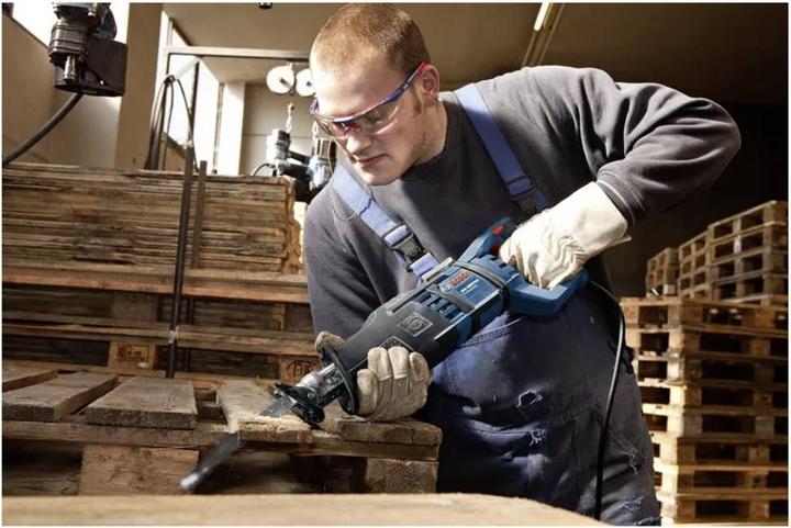 Produktbild Bosch Professional Säbelsäge GSA 1300 PCE