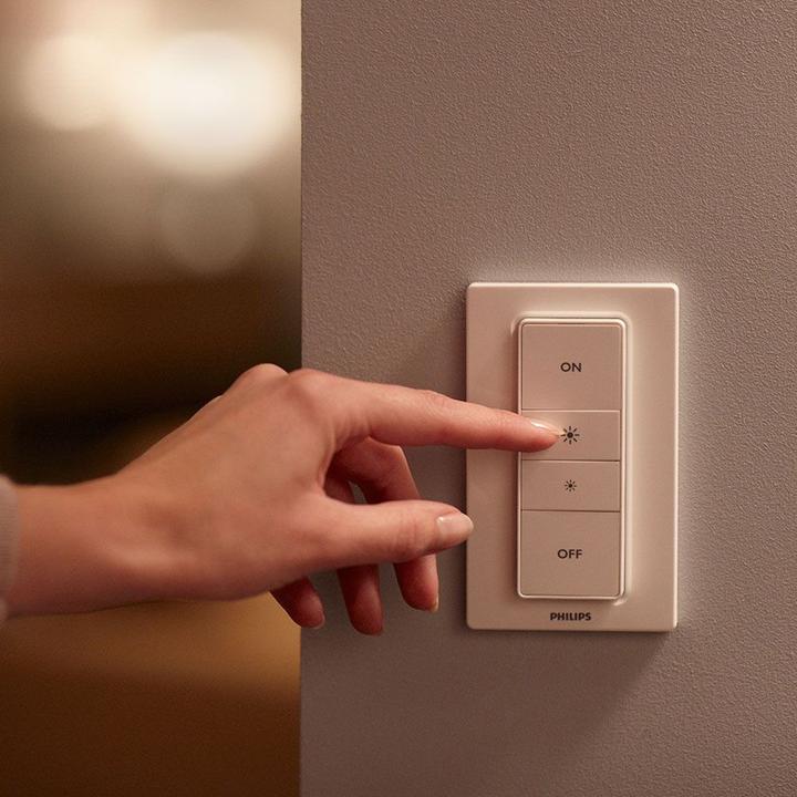 Actual product image Philips Hue White Starter Set (E27, 9.50 W, 1055 lm, 3 x, F)