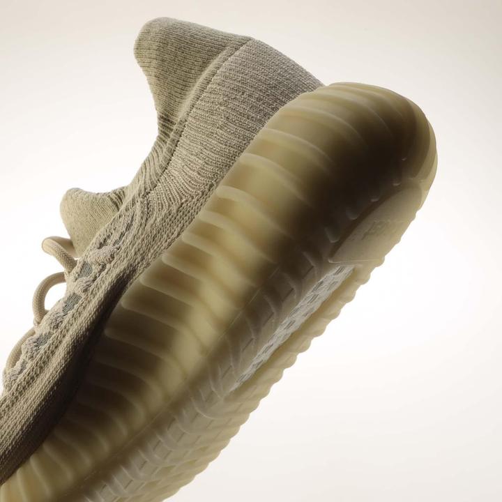 Produktbild Adidas Yeezy Sneaker Boost 350 V2 Compact (43)