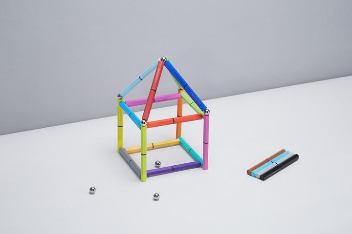 Actual product image Ila Magnetips Chrome Balls