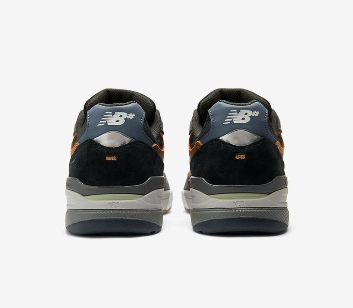 Image du produit New Balance NM933MLT (44)