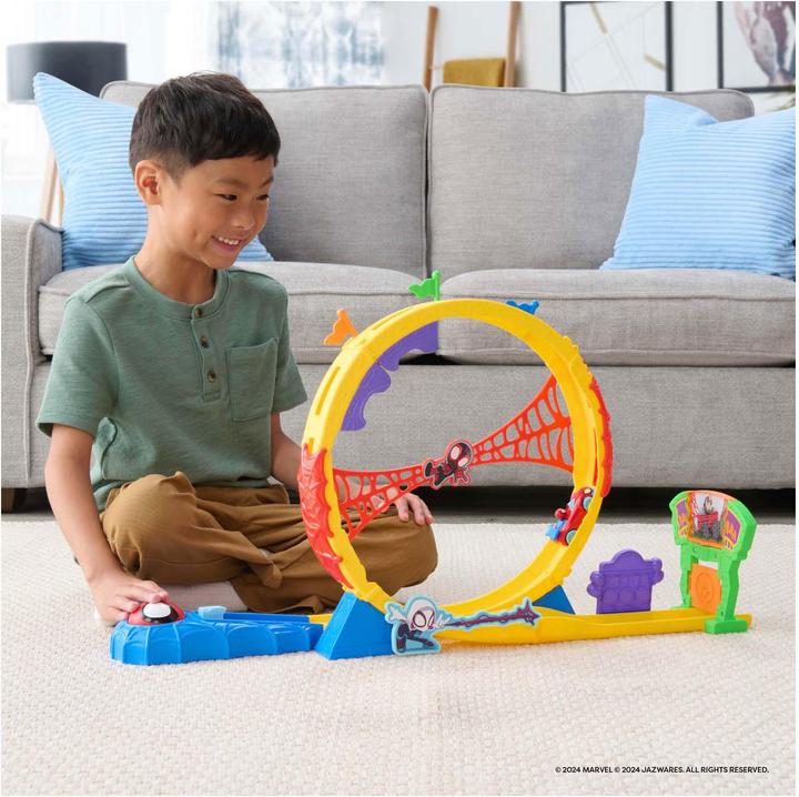 Actual product image Spiderman Spidey 61cm looping race track with exclusive diecast vehicle
