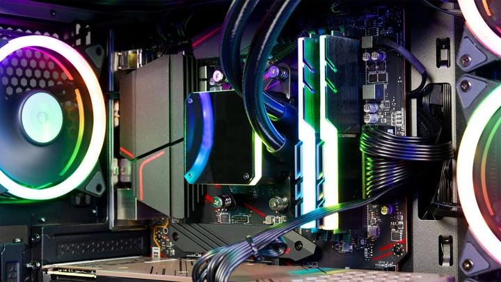 Actual product image Captiva I58-198 (Intel Core i9-10900KF, 16 GB, 1000 GB, GeForce RTX 3070)