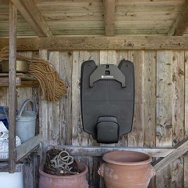 Actual product image Gardena Wall mount (Mowing robot, Garden machinery storage)