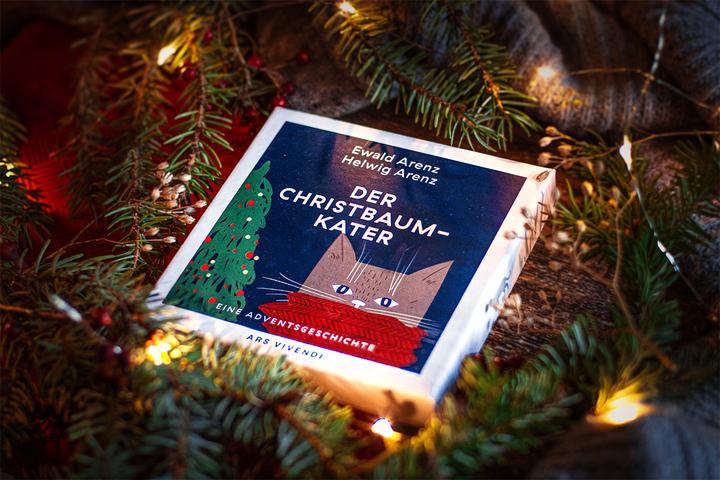 Actual product image The Christmas Tree Cat