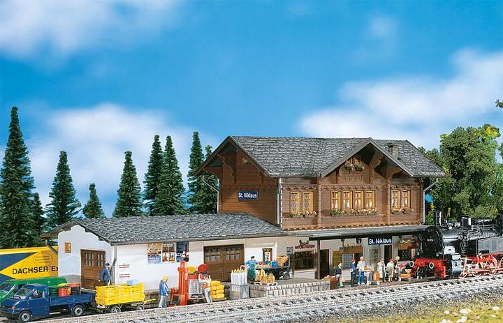 Produktbild Faller Bhf St.Niklaus CH