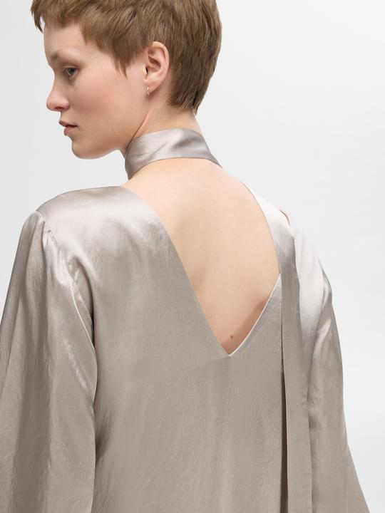 Produktbild Selected Satin Maxikleid (38)