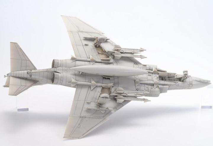 Actual product image Tamiya McDonnell Douglas F-4B Phantom II 1:48 Kit