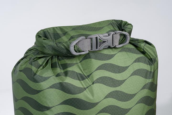 Produktbild Cocoon Drybag Ultralight 13L Green Waves (13 l)
