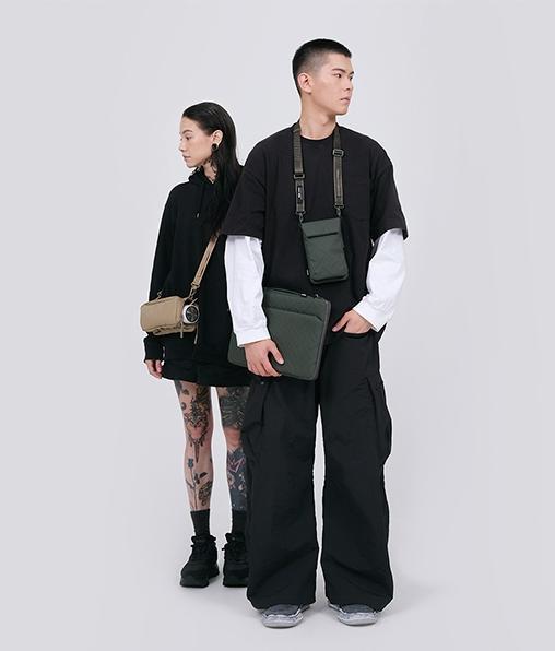 Actual product image Skinarma Bag Juno laptop sleeve 14" olive (14")