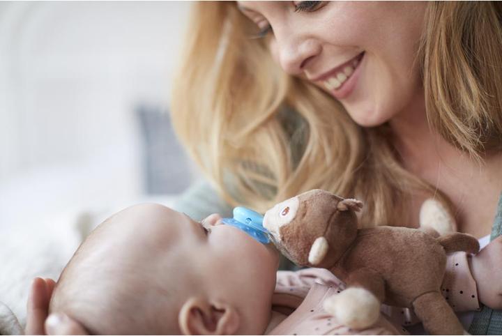 Actual product image Philips Avent Snuggle Monkey (1 x, from birth)