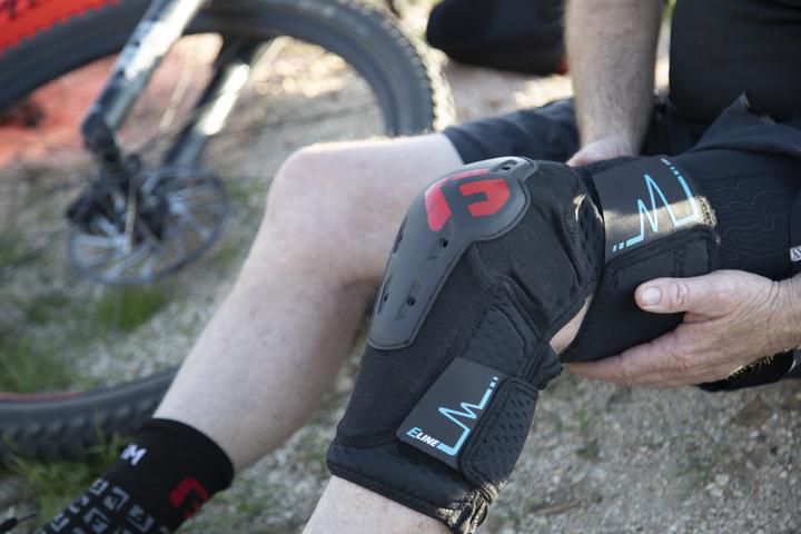 Produktbild G-Form E-Line (L, Knieschoner, Einzelstück)