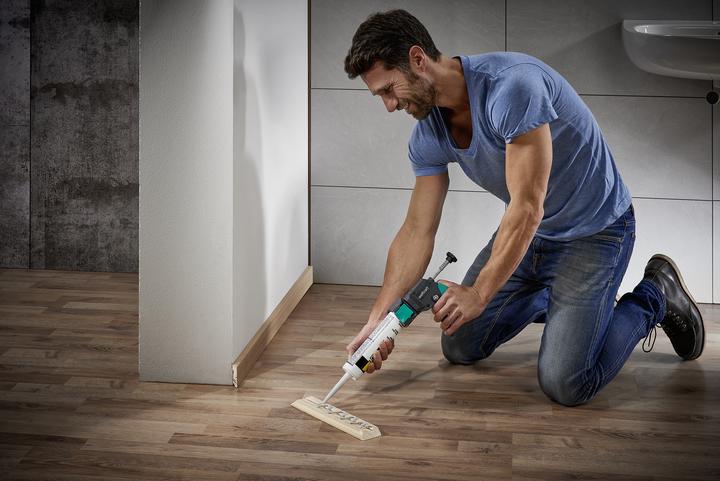 Actual product image wolfcraft MG 310 COMPACT Caulking Gun