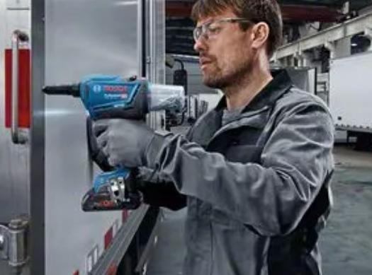 Image du produit Bosch Professional GRG 18V-16 C (Pistolet à clous)