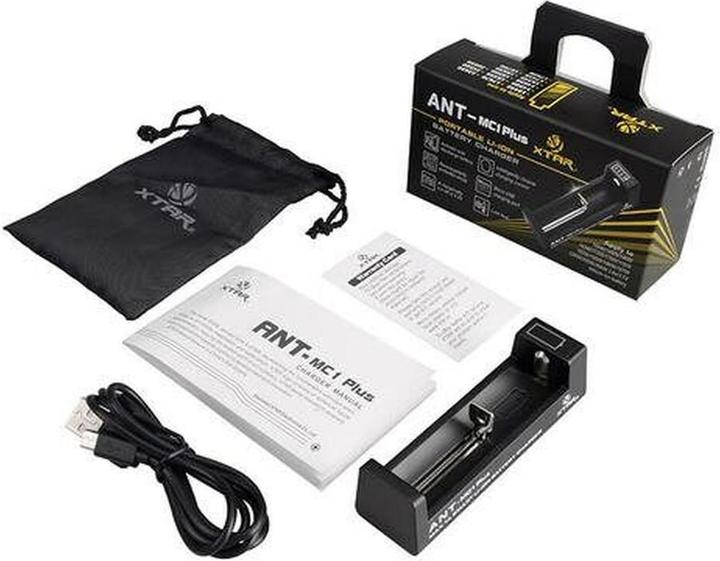 Productafbeelding Xtar MC1P Micro USB oplader, Li-Ion, 1 sleuf, scherm (1 Pcs., 10440, 14500, 14650, 16340, 17500, 17670, 18350, 18500, 18650, 18700, 22650, 25500, 26650, AA)